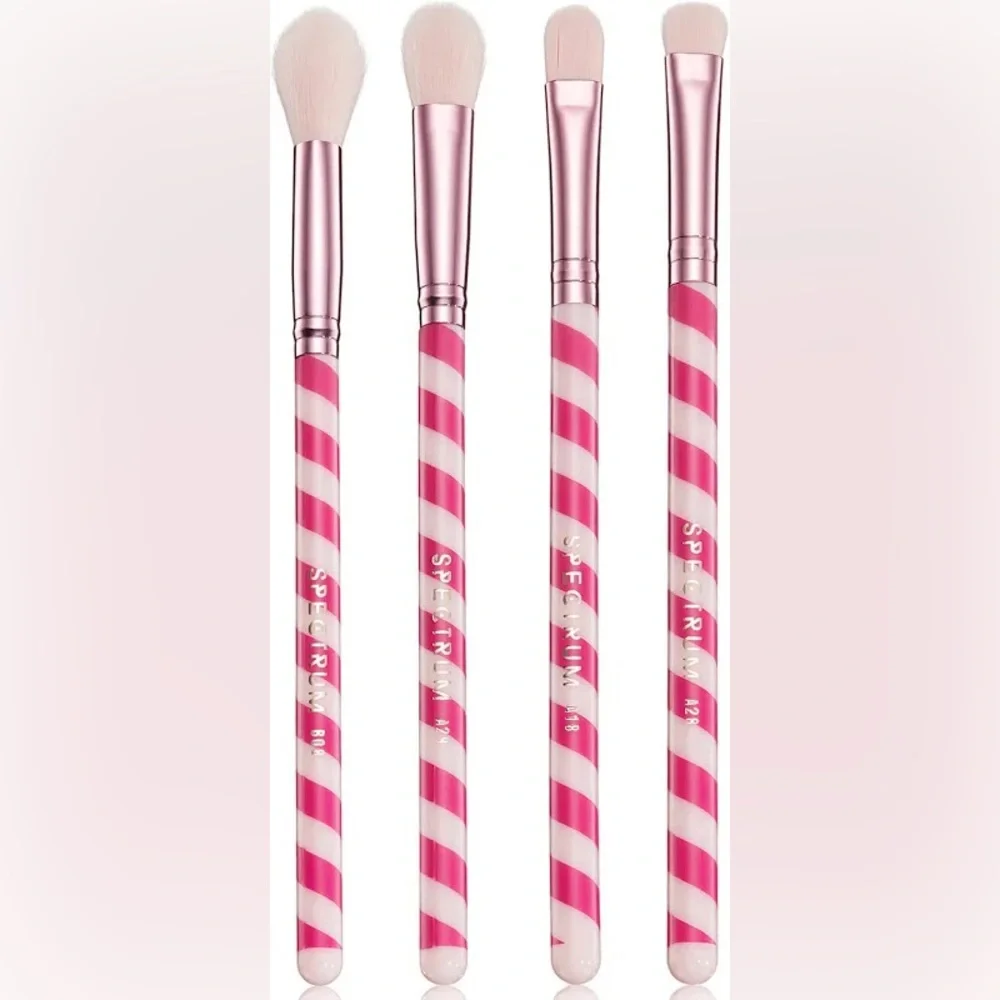 Spectrum x Mean Girls Pink 4 Piece Makeup Brush Set - Picture 3 of 4